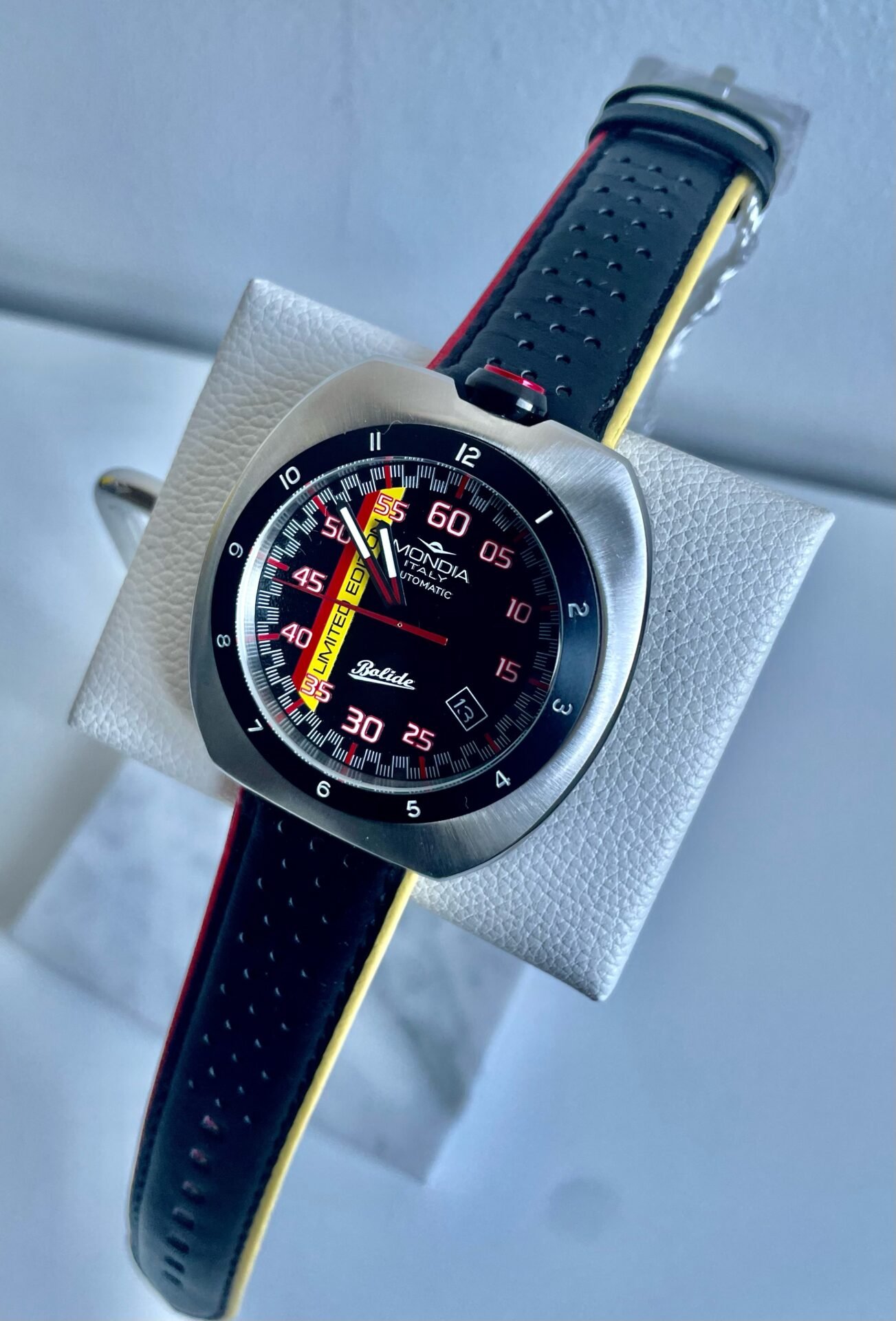 Montre Mondia Heritage Automatique GMT - Boîtier 40mm Acier - Neuf Avec étiquettes 2023